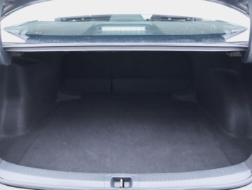 Toyota Corolla XII Sedan 1.8 Hybrid 122KM 2022 Toyota Corolla 1.8 Hybrid, Salon Polska, zdjęcie 13