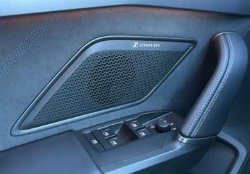 Cupra Leon II 2025 Cupra Leon Pakiety, SENNHEISER, ACC, Kamera, GPS, Kubelki, Indukcyjna lad, zdjęcie 18