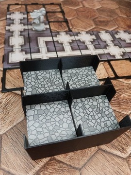 Карак и Регент: Вкладыш, Красочный органайзер