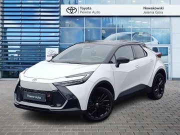 Toyota C-HR II SUV Plug-In 2.0 Hybrid Dynamic Force Plug-in  223KM 2025 Toyota C-HR 2.0 PHEV GR Sport 2.0 PHEV GR Sport |