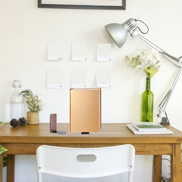 Минималистичный стопор для книжной полки