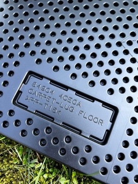 NISSAN X-TRAIL T32 DESKA KRYTINA KUFRU