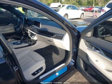 BMW Seria 7 G11-G12 2021 BMW Seria 7 2021r., 3.0L 3.0 Benzyna 335KM, zdjęcie 8