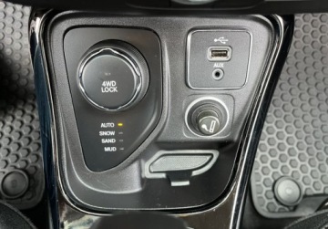 Jeep Compass II SUV 1.4 Multiair 170KM 2018 Jeep Compass automat, 4x4, skory, nawigacja , kamera 1.4 Benzyna 170KM, zdjęcie 26