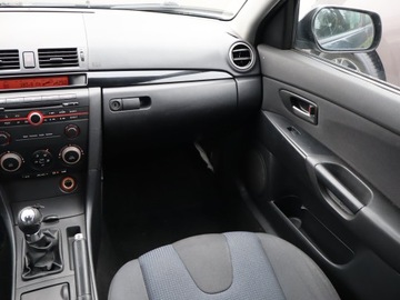 Mazda 3 I Hatchback 1.6 MZR 105KM 2005 Mazda 3 1.6, Klima, Klimatronic, El. szyby, zdjęcie 6