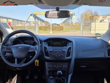 Ford Focus III Kombi Facelifting 1.0 EcoBoost 100KM 2016 Ford Focus GWARANCJA Poliftowy Zarejestrowany Udok. przebieg Mozliwa zamia, zdjęcie 9