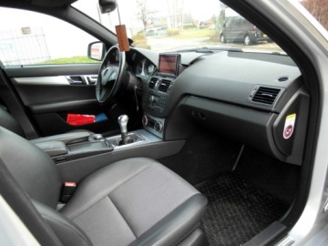Mercedes Klasa C W204 Limuzyna 1.8 200 K 184KM 2008 Mercedes-Benz Klasa C AMG Avantgarde Kompressor Doinwestowany 1.8 Benzyna, zdjęcie 18