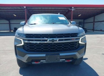 Chevrolet Suburban GMT900 2022 Chevrolet Suburban 2022, 5.3L, 4x4, Z71, od ubezpieczalni 5.3 Benzyna 355KM, zdjęcie 4