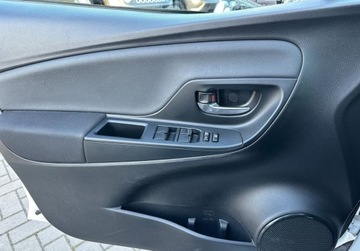 Toyota Yaris III Hatchback 5d Facelifting Hybrid 100KM 2017 Toyota Yaris 1,5 Benzyna Hybryda Automat GWARANCJA Zamiana Zarejestrowany, zdjęcie 22