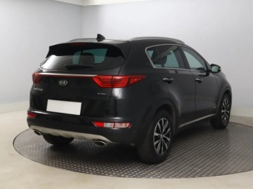 Kia Sportage IV SUV 2.0 CRDi 185KM 2017 Kia Sportage 2.0 CRDi, 182 KM, 4X4, Automat, zdjęcie 4