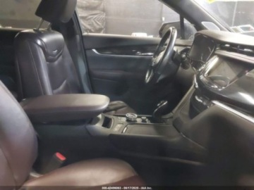 Cadillac 2023 Cadillac XT6 Premium Luxury 2023 3.6l 3.6 Benzyna 310KM, zdjęcie 9