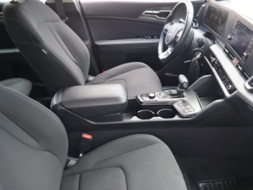 Kia Sportage V SUV 1.6 T-GDI MHEV 150KM 2023 Kia Sportage 1.6 T-GDI, Salon Polska, zdjęcie 8