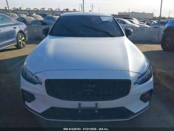 Volvo S60 III 2024 Volvo S60 B5 Plus Black Edition 2024 2.0l 2.0 Benzyna 247KM, zdjęcie 7