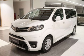 Toyota 2020 Toyota Proace Verso 1.5 D4-D Medium Business 1.5 Diesel 120KM, zdjęcie 29