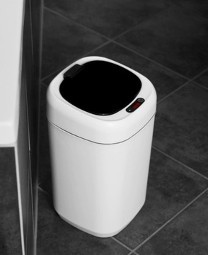 Контейнер для мусора в ванной, бесконтактный датчик движения.