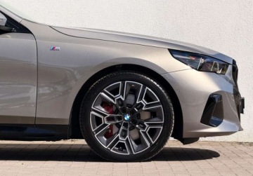 BMW Seria 5 G90-91 2025 BMW Seria 5 I wlasciciel M Pro Pakiet 360 Gwarancja Bezwypadkowy FVAT23, zdjęcie 11