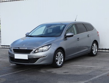 Peugeot 308 II SW 1.2 PureTech 130KM 2015 Peugeot 308 1.2 PureTech, Salon Polska, Navi, zdjęcie 1