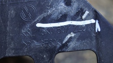 ФОНАРЬ НАПРАВЛЯЮЩИЙ ПРАВЫЙ VW GOLF VI 5K0807228A