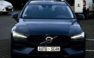 Volvo V60 II  2021 Volvo V60 Volvo V60 B3 B Geartronic Momentum Pro 2.0 Benzyna 163KM, zdjęcie 2