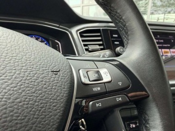 Volkswagen T-Roc I SUV 1.5 TSI ACT 150KM 2021 Volkswagen T-Roc 1.5TSI 150KM Premium DSGKameraNiski PrzebiegACCASOSalon P, zdjęcie 17