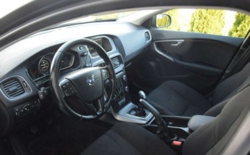 Volvo V40 II Cross Country D2 115KM 2013 Volvo V40 1.6D Navi 2 KPL Kol Klimatronik Tempomat Sprowadzony 1.6, zdjęcie 20