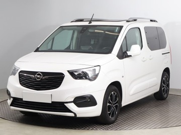 Opel Combo E Kombivan 1.2 Turbo 110KM 2019 Opel Combo 1.2 Turbo, Salon Polska, Serwis ASO, zdjęcie 1