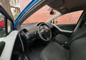 Toyota Yaris II Hatchback 5d 1.0 VVT-i 69KM 2007 Toyota Yaris Salon PL Klima Super stan Polska Gwarancja w cenie Warszawa, zdjęcie 6