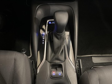 Toyota Corolla XII Hatchback 1.8 Hybrid 122KM 2021 Toyota Corolla 1.8 Hybrid Active Seria E21 (2019-), zdjęcie 18