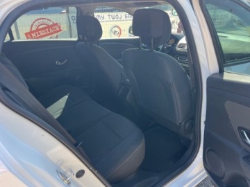 Renault Megane III Grandtour 1.9 dCi 130KM 2011 Renault Megane Klimatyzacja Parktronic El.Szyby El.Lusterka Tempomat Zarej, zdjęcie 6
