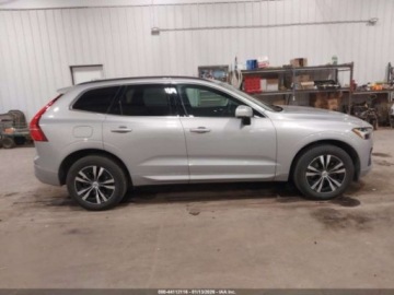 Volvo XC60 II 2023 Volvo XC 60 2023r., 4x4, 2.0L 2.0 Hybryda 247KM, zdjęcie 4