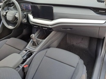 Skoda Octavia IV 2026 SKODA Octavia Drive Essence 1.5 TSI Sedan 115KM 2026, zdjęcie 6