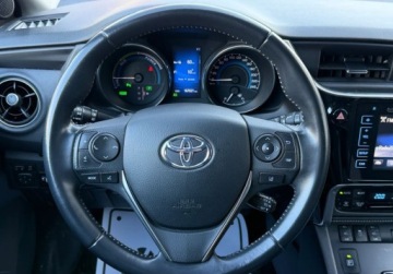Toyota Auris II Touring Sports Facelifting 1.8 Hybrid 136KM 2018 Toyota Auris salon Polska, Gwarancja 1.8 Hybryda 136KM, zdjęcie 6