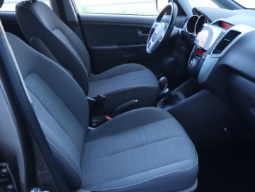 Kia Venga Mikrovan 1.6 DOHC CVVT 125KM 2014 Kia Venga 1.6 CVVT, Salon Polska, Serwis ASO, zdjęcie 8