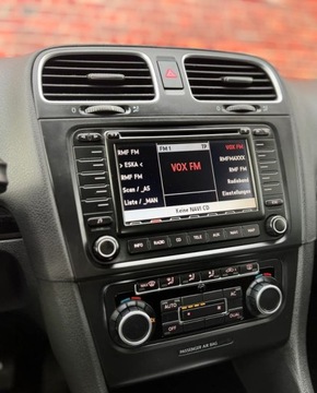 Volkswagen Golf VI Hatchback 5d 1.4 TSI 122KM 2009 Volkswagen Golf AUTOMAT Hak Niski przebieg Gwarancja w cenie Warszawa VRKL, zdjęcie 19