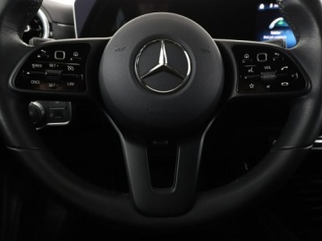 Mercedes CLA C118/X118 2019 Mercedes CLA 180 automat full LED półskóra navi, zdjęcie 20