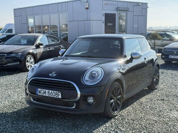 Mini Mini F56 Hatchback 1.5 136KM 2014 Mini Cooper 1.5 12v 136KM 2014r. automat, tempomat