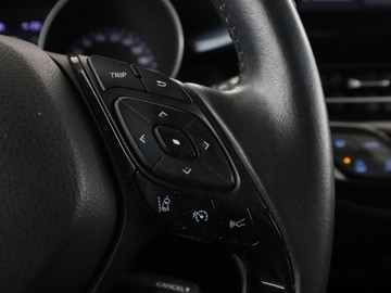 Toyota C-HR I Crossover Facelifting 2.0 Hybrid Dynamic Force 184KM 2020 Toyota C-HR Hybryda 184KM Niski przebieg Navi, zdjęcie 28