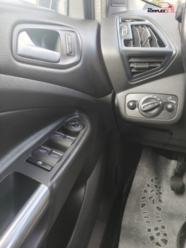 Ford Kuga II SUV 1.5 EcoBoost 150KM 2015 Ford Kuga 1.5 Benzyna 150KM Gwarancja 1.5 Benzyna 150KM, zdjęcie 19