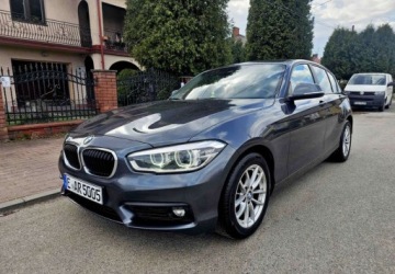 BMW Seria 1 F20-F21 Hatchback 5d Facelifting 2017 118i 136KM 2018 BMW Seria 1 BMW Seria 1 118i Edition Metropolitan 1.5 Benzyna 136KM, zdjęcie 13