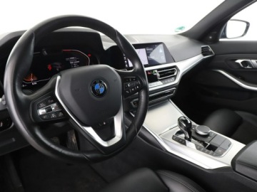 BMW Seria 3 G20-G21 Touring 2.0 320d 190KM 2019 BMW 320 2.0d Automat SportLine Navi Tempomat, zdjęcie 13