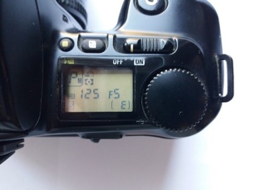 Nikon F-601 + Nikon AF Nikkor 35-80 мм 1:4-5.6D