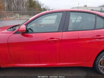 Alfa Romeo Giulia II Sedan Facelifting 2.0 Turbo 280KM 2022 Alfa Romeo Giulia 2022r, TI, AWD, 2.0L 2.0 Benzyna 280KM, zdjęcie 6