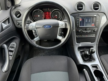 Ford Mondeo IV Kombi 2.0 Duratorq TDCi DPF 140KM 2014 Ford Mondeo 2.0 140KM TDCi, 2014 navi, climatronic, zdjęcie 3