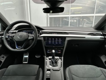 Volkswagen Arteon Shooting Brake R 2.0 TSI 320KM 2022 Volkswagen Arteon 2.0TSI 320KM 4X4 R DSG l DCC, Pa, zdjęcie 5