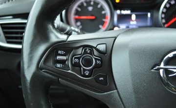 Opel Astra K Hatchback 5d 1.4 Turbo 150KM 2016 Opel Astra AUTOMAT 1.4 Turbo Benzyna Cz. Parkowania Kamera cofania 1.4, zdjęcie 21