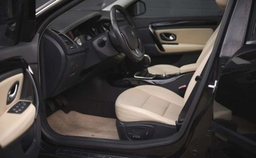 Renault Laguna III Hatchback Phase II 2.0 dCi 150KM 2012 Renault Laguna Renault Laguna 2.0 dCi Initiale 2.0 Diesel 150KM, zdjęcie 9