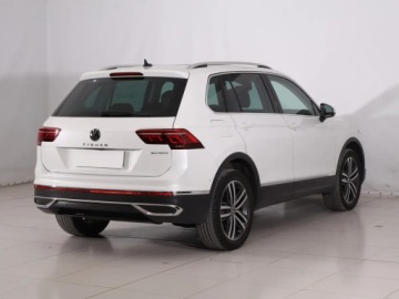 Volkswagen Tiguan II SUV Plug-in 1.4 TSI e-HYBRID 245KM 2022 VW Tiguan 1.4 TSI eHybrid, Salon Polska, zdjęcie 4