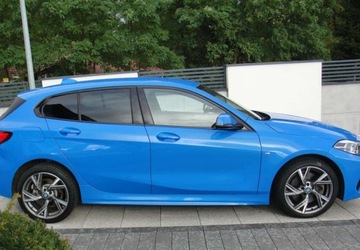BMW Seria 1 F40 Hatchback 2.0 120i 178KM 2021 BMW Seria 1 BMW Seria 1 120i M Sport 2.0 Benzyna 178KM, zdjęcie 4