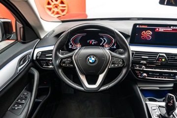 BMW Seria 5 G30-G31 Limuzyna Facelifting 2.0 518d 150KM 2021 Od ręki - BMW Seria 5 518d aut Sedan 2.0 150KM 2021, zdjęcie 11