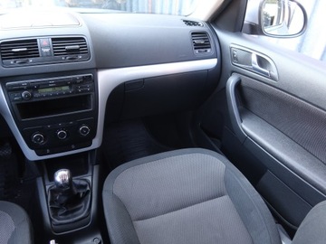 Skoda Yeti Minivan 1.2 TSI 105KM 2009 Skoda Yeti 1.2 TSI, Klima, Tempomat, Parktronic, zdjęcie 7